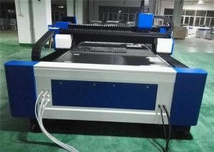 スチールファイバーレーザー切断機60m / min
